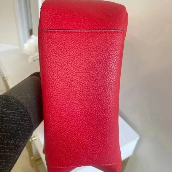 Calvin Klein beautiful red color, two-piece, Crossbody bag, in new condition - Picture 8 of 16